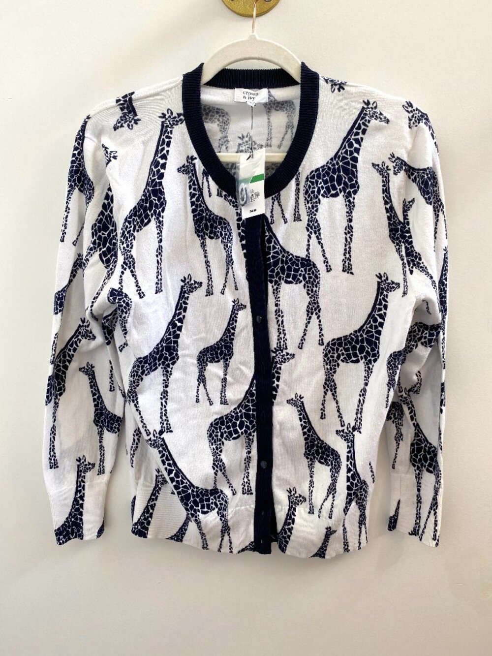 NWT Crown & Ivy Navy and White Giraffe Print Cardigan - Size Large